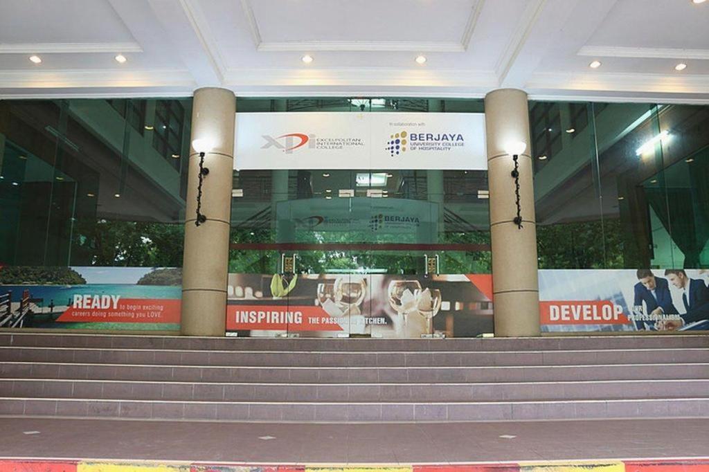 Stallions Suites Penang Jelutong Exterior foto