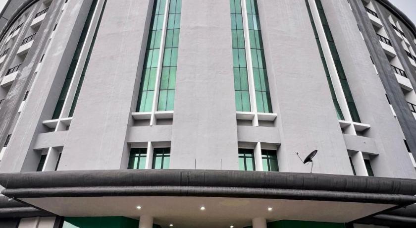 Stallions Suite Penang Jelutong Exterior foto
