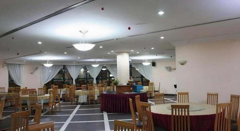 Stallions Suite Penang Jelutong Exterior foto
