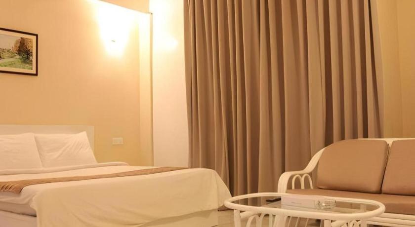 Stallions Suite Penang Jelutong Exterior foto